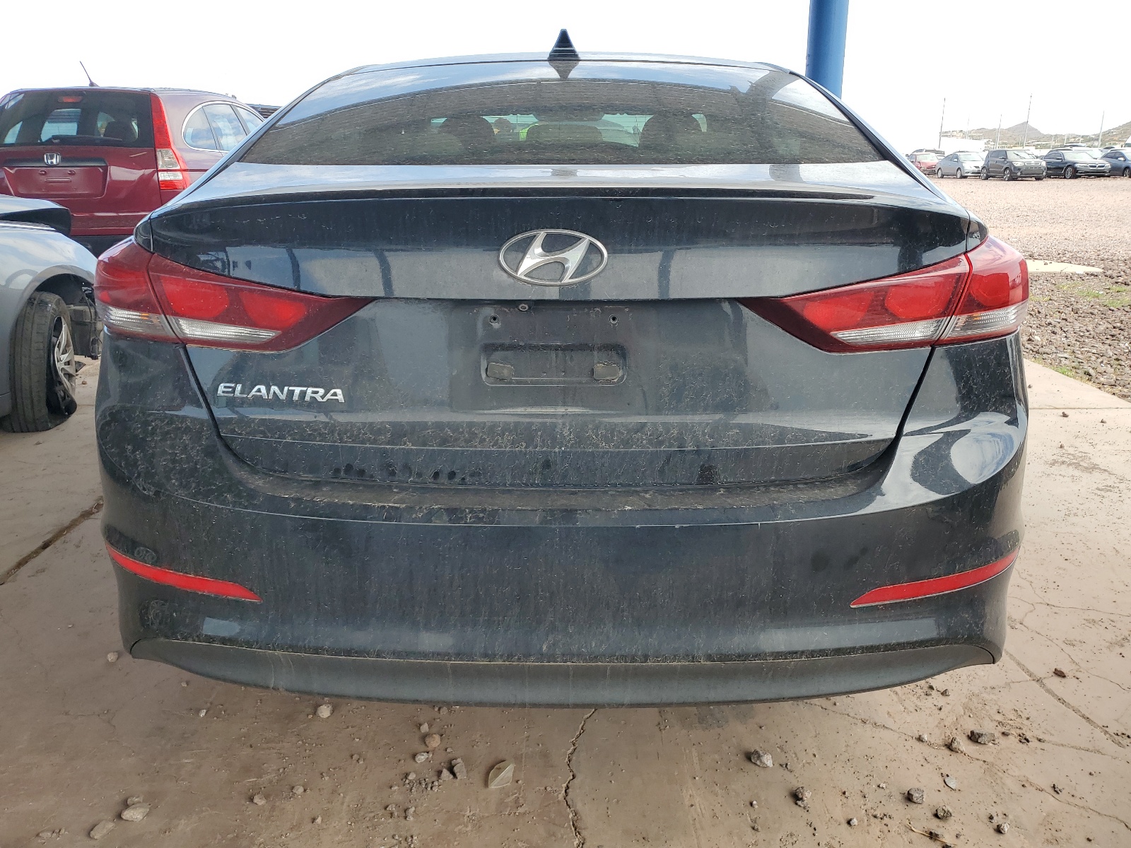 2017 Hyundai Elantra Se vin: KMHD84LF5HU174616