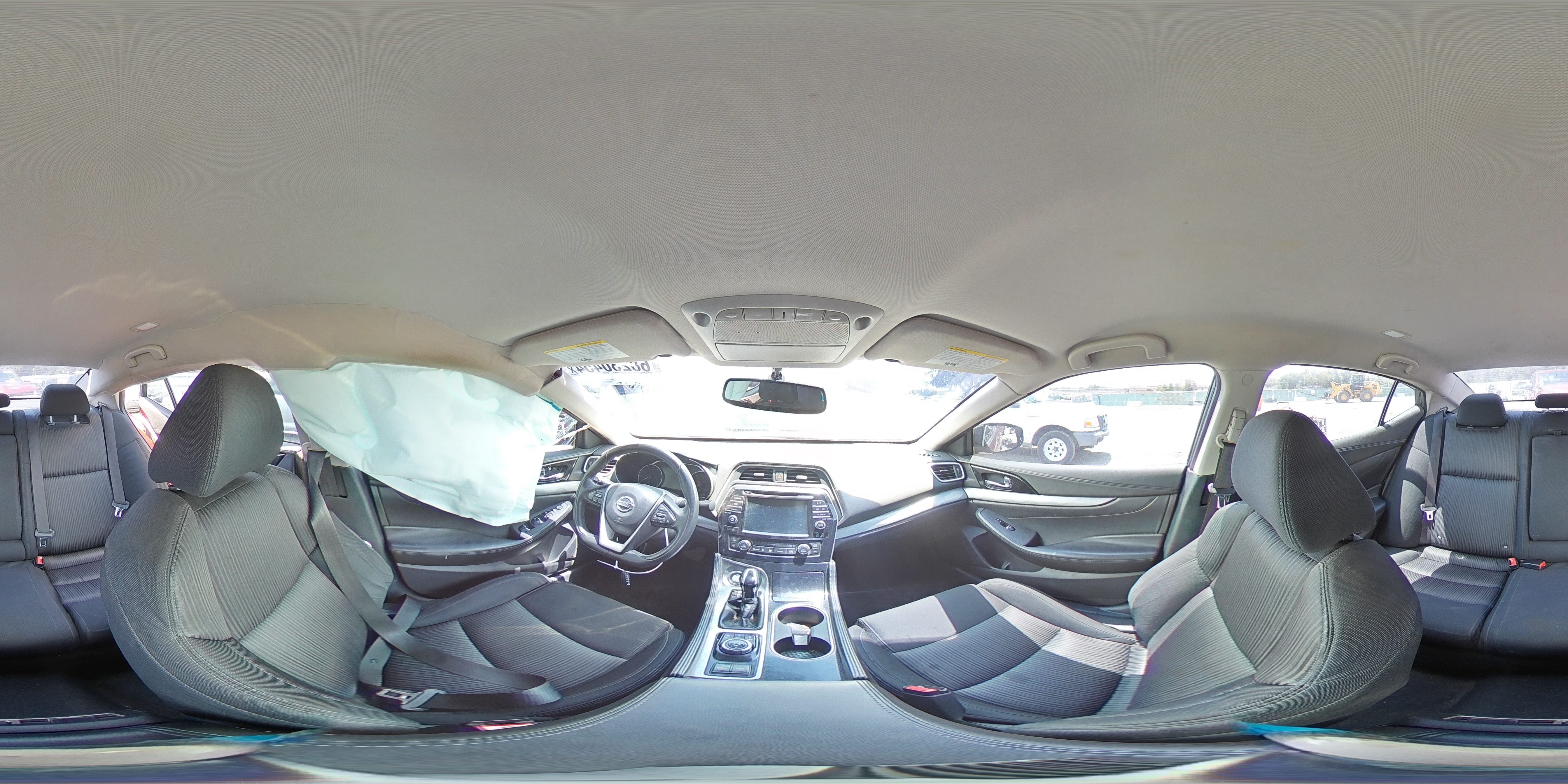 2017 Nissan Maxima - Image 13
