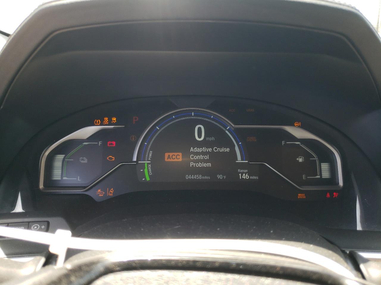 2018 Honda Clarity Touring VIN: JHMZC5F38JC010593 Lot: 66527654