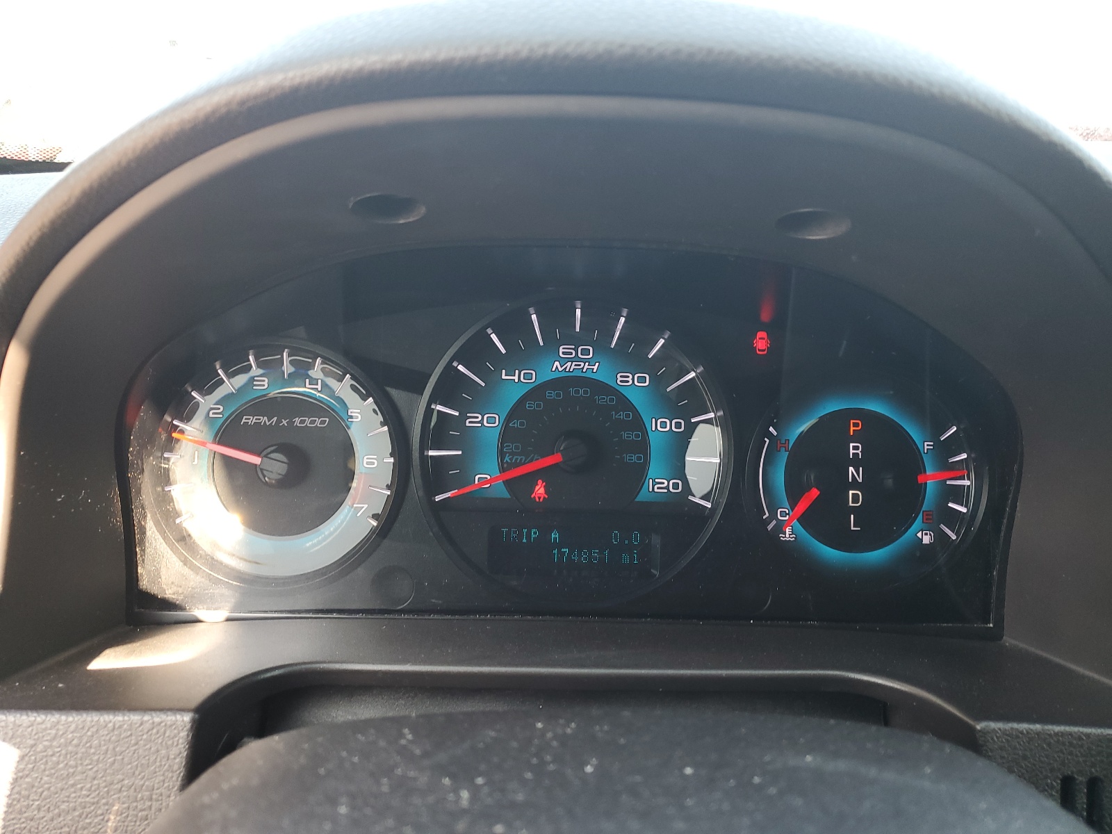 3FAHP0HA5BR260267 2011 Ford Fusion Se