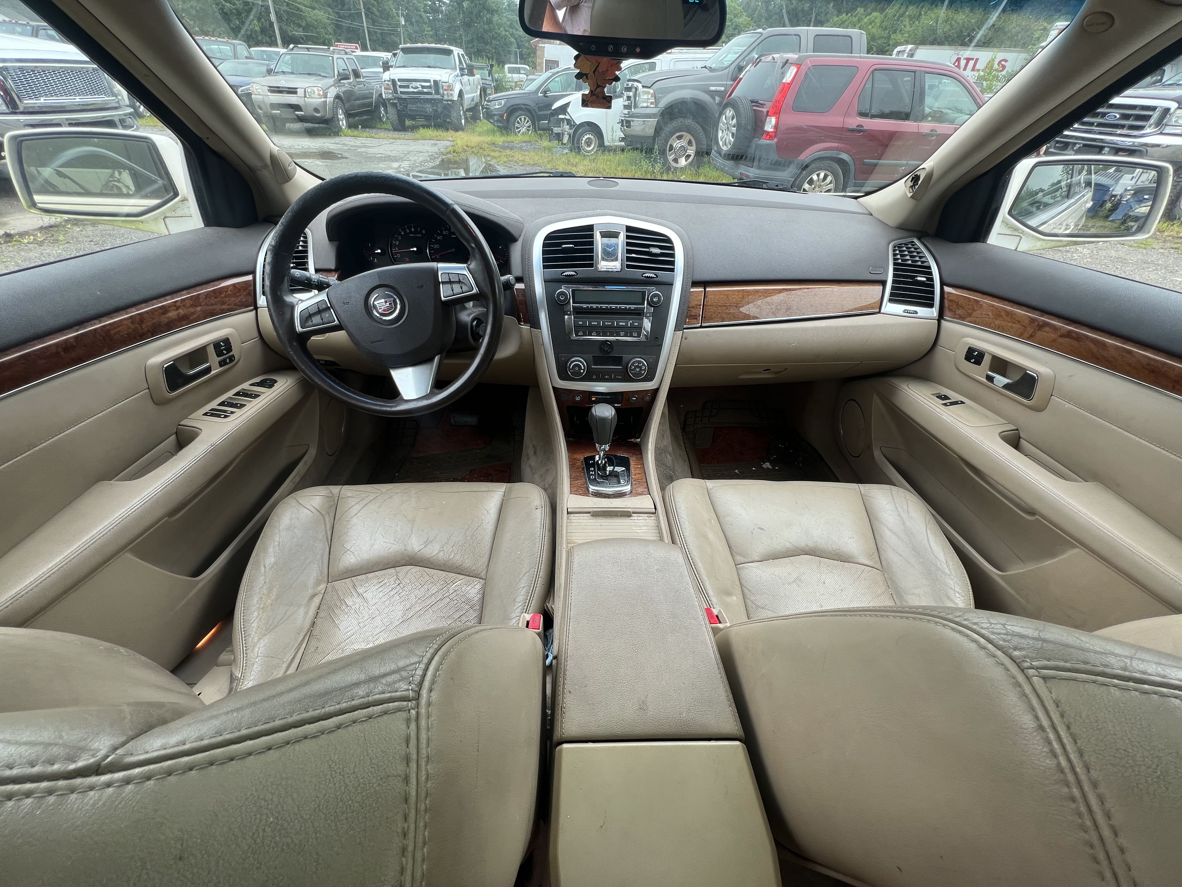 1GYEE637X80100387 2008 Cadillac Srx