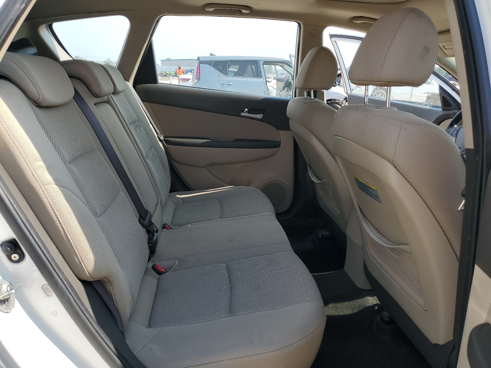 KMHDC8AE8AU059126 2010 Hyundai Elantra Touring Gls