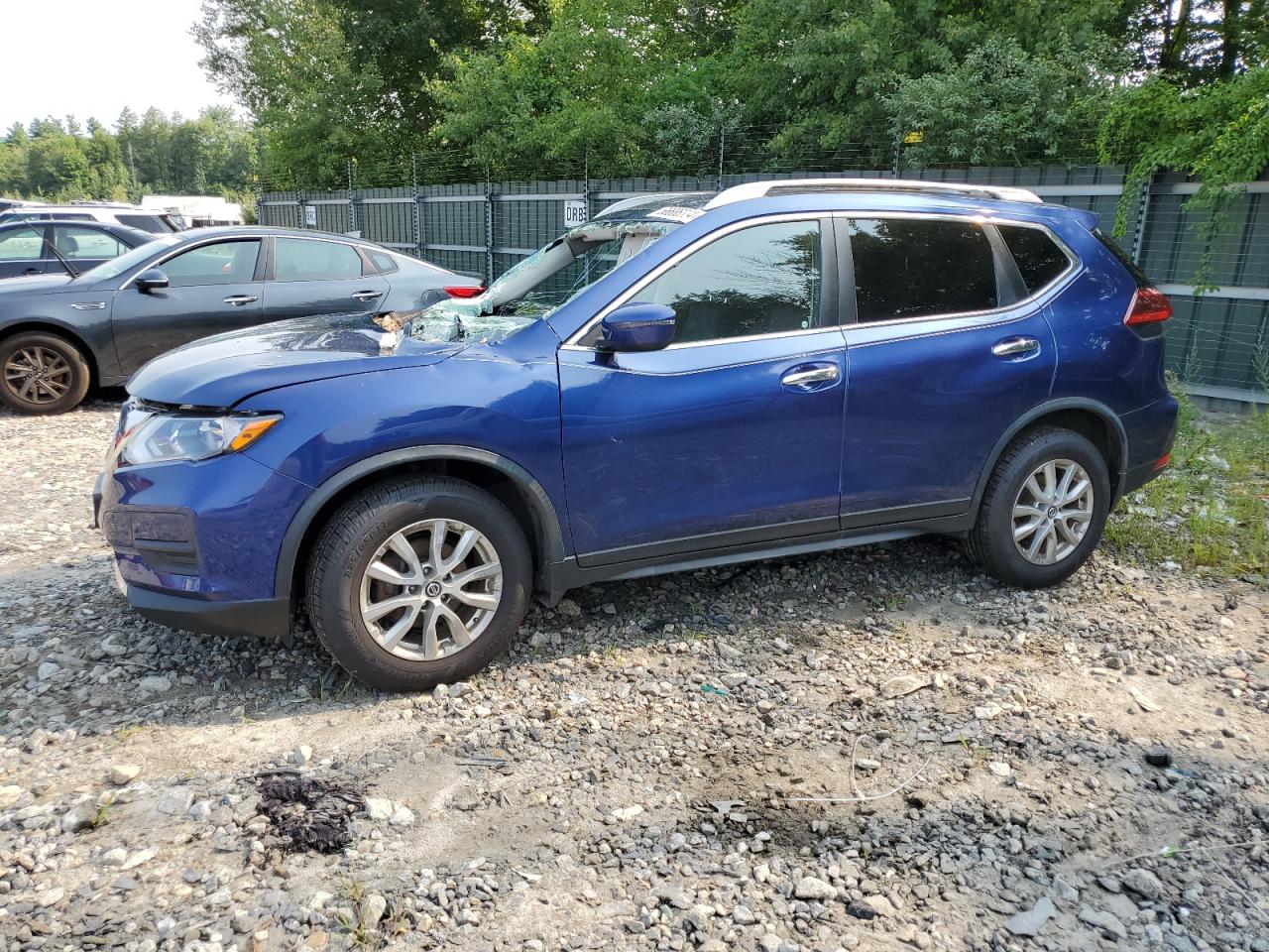 JN8AT2MV0JW347635 2018 NISSAN ROGUE - Image 1