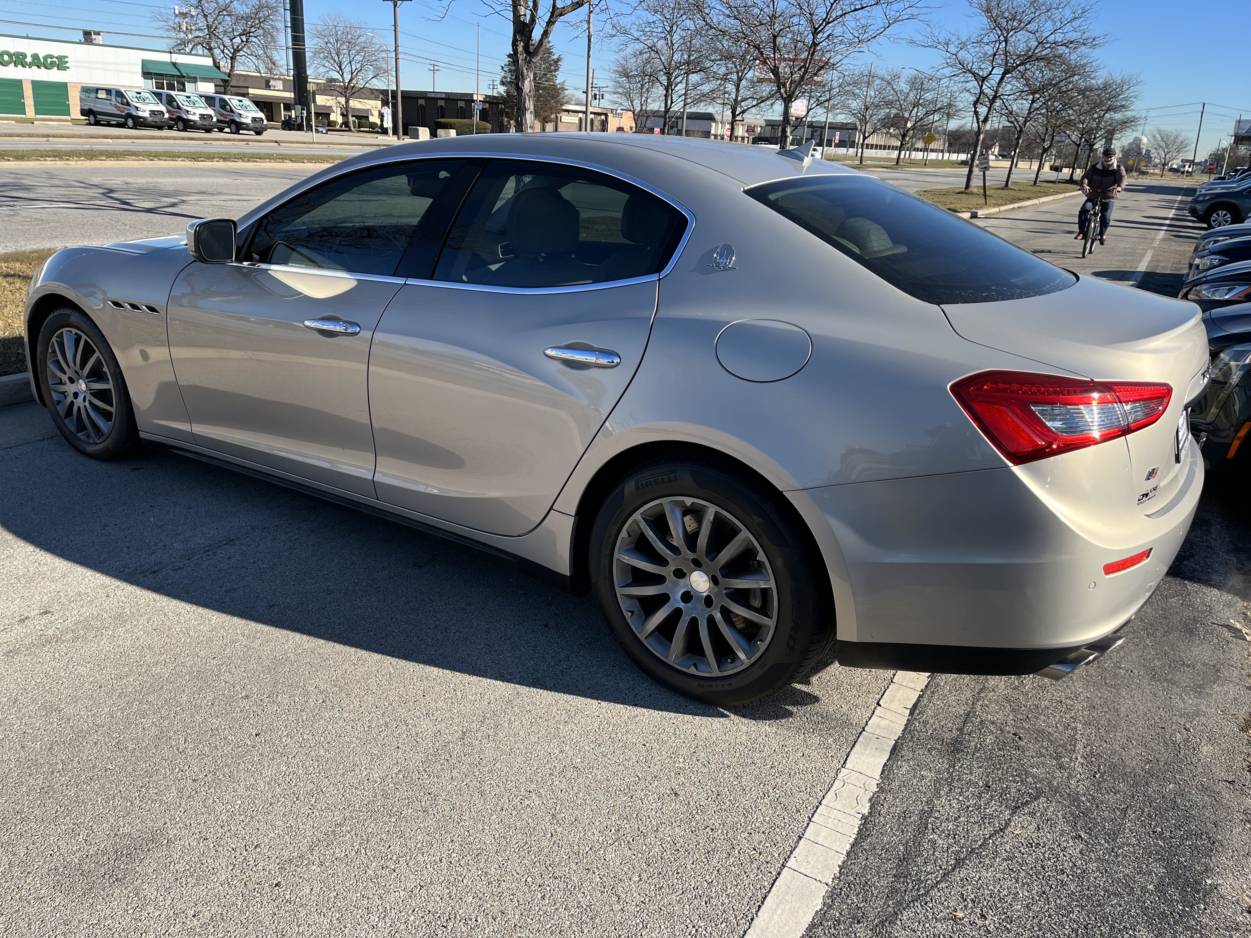 2014 Maserati Ghibli S vin: ZAM57RTA4E1087716