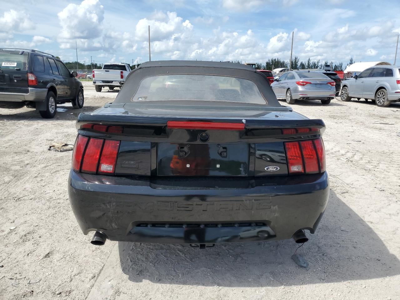 2000 Ford Mustang Gt VIN: 1FAFP45X8YF301276 Lot: 65835854