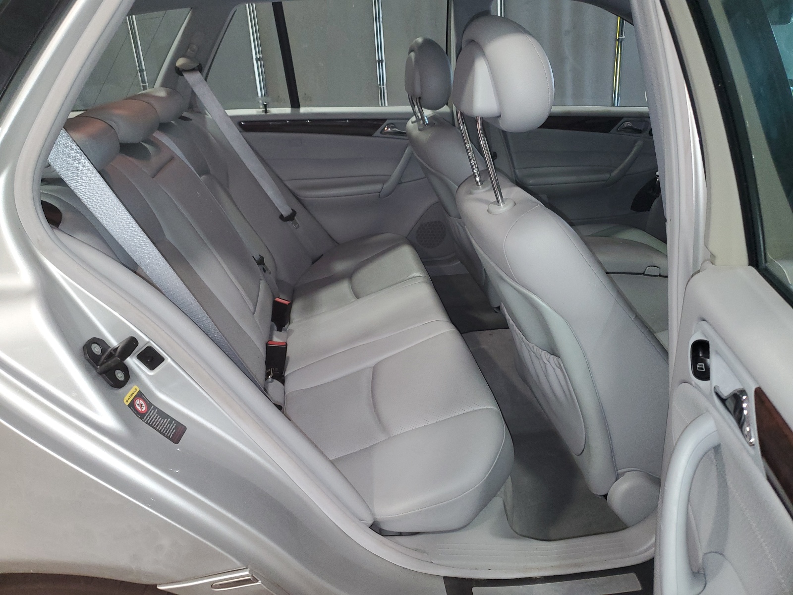 WDBRH84JX4F538563 2004 Mercedes-Benz C 320 4Matic