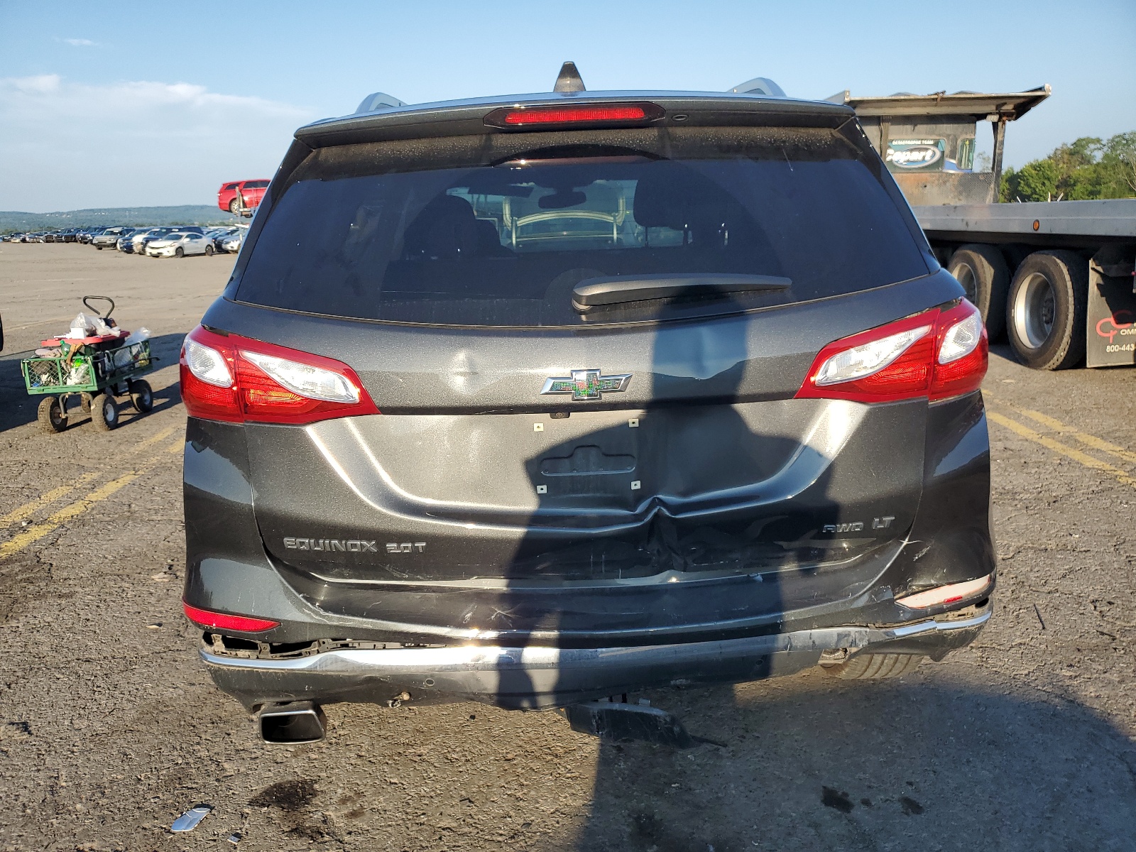 2GNAXTEX7J6276487 2018 Chevrolet Equinox Lt