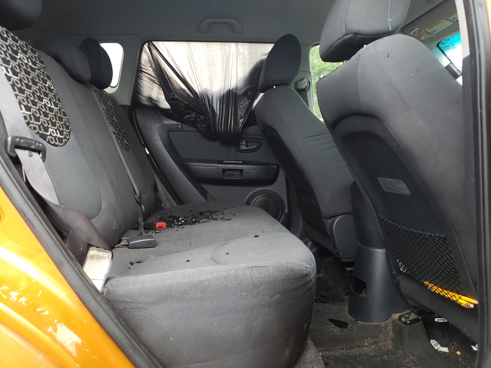 KNDJT2A27B7316951 2011 Kia Soul +