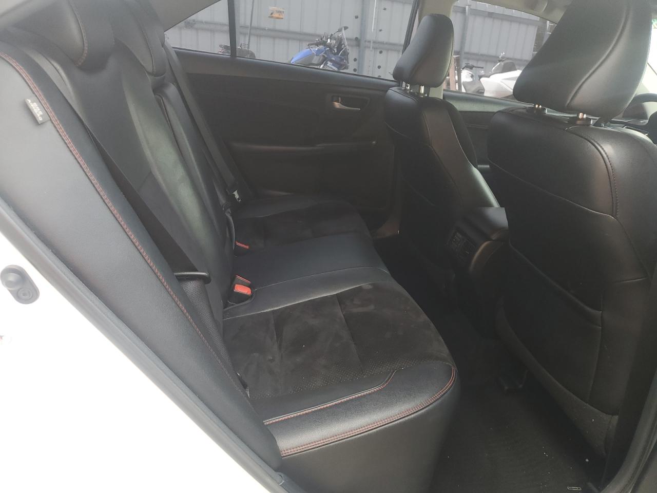 2017 Toyota Camry - Image 10