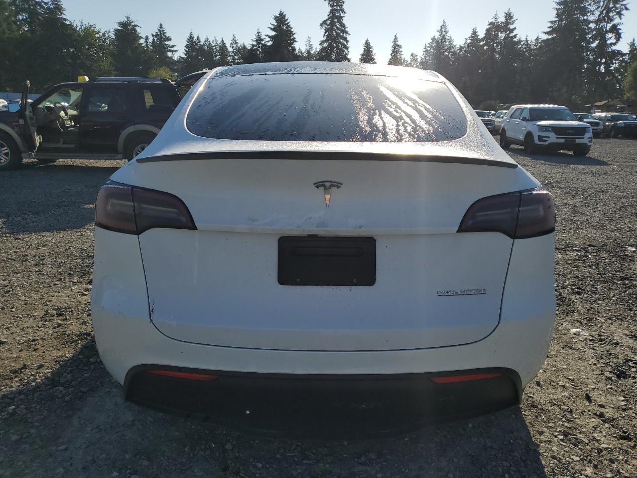 7SAYGDEF4PF881819 2023 Tesla Model Y