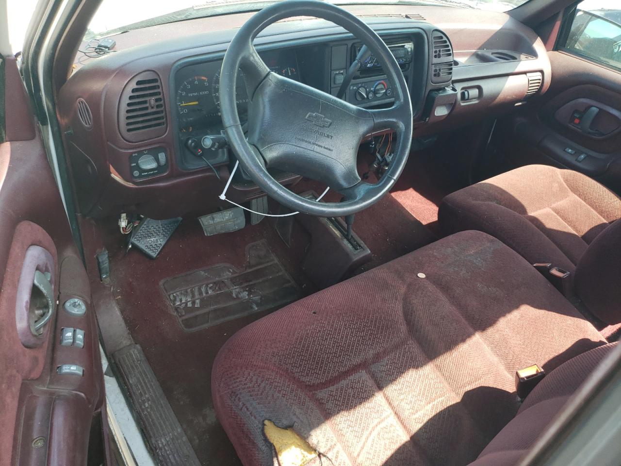 1995 Chevrolet Gmt-400 K1500 VIN: 1GCEK14K5SZ237843 Lot: 65776554