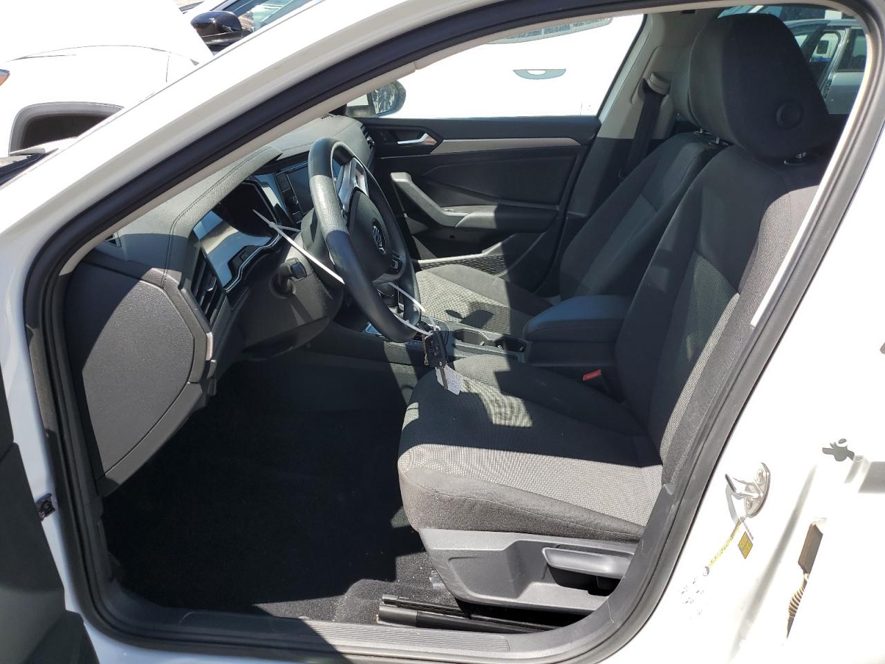 2019 Volkswagen Jetta - Image 7
