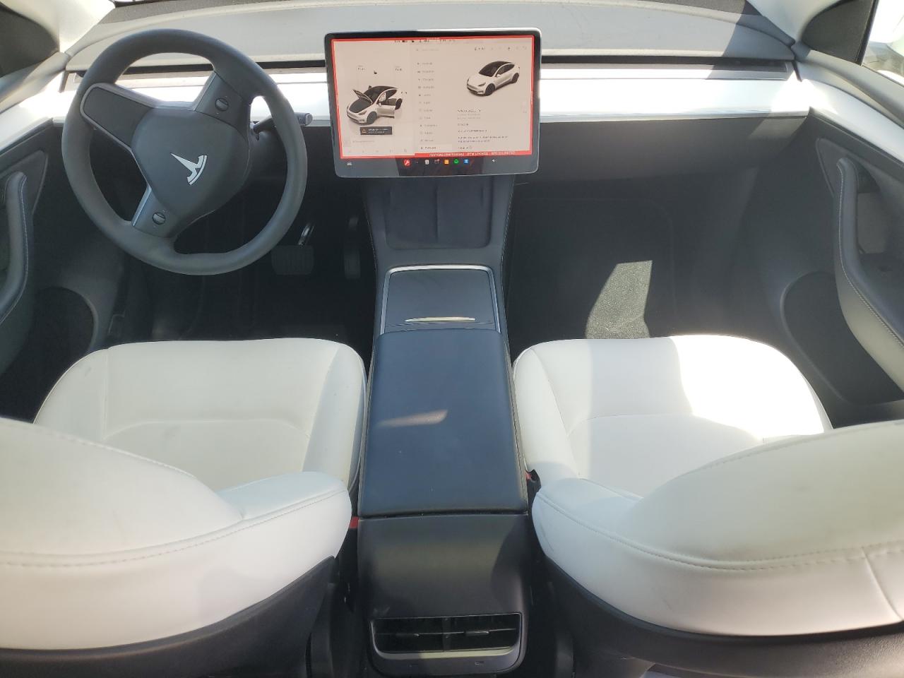 7SAYGAEE8NF559042 2022 Tesla Model Y