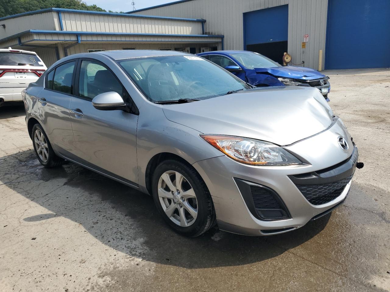 JM1BL1VG4B1363135 2011 Mazda 3 I