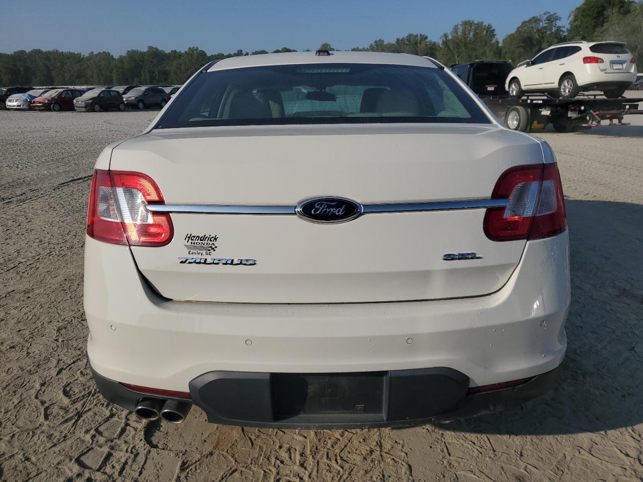 2010 Ford Taurus Sel VIN: 1FAHP2EW3AG154000 Lot: 68557524