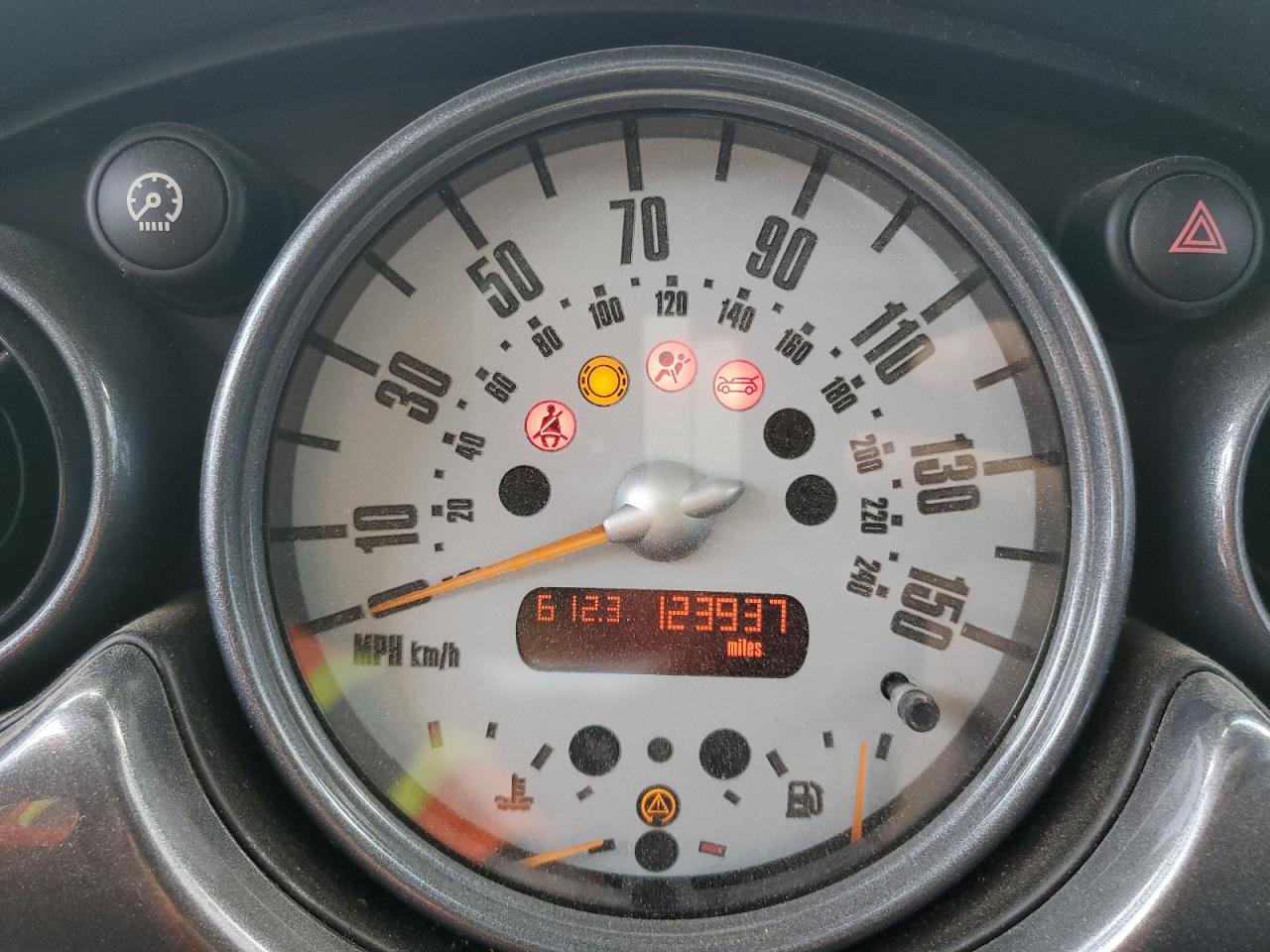 2006 Mini Cooper S VIN: WMWRE33516TN29253 Lot: 65853554