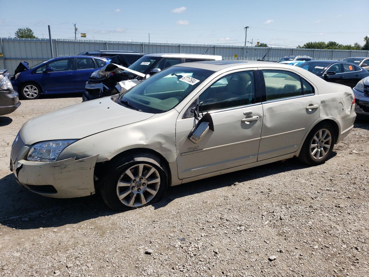 2008 Mercury Milan - Image 1