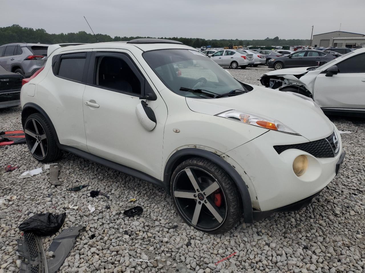 2014 Nissan Juke S VIN: JN8AF5MR5ET352641 Lot: 65786884