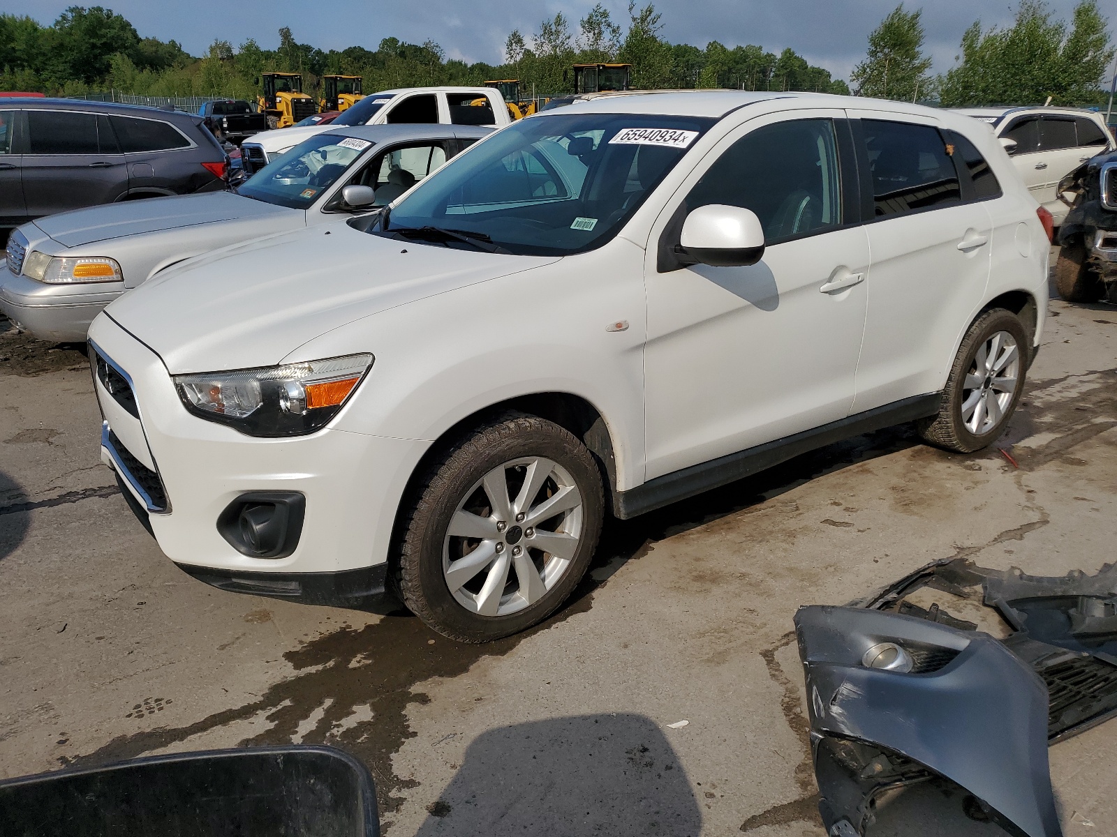 2014 Mitsubishi Outlander Sport Es vin: 4A4AR3AU7EE023212