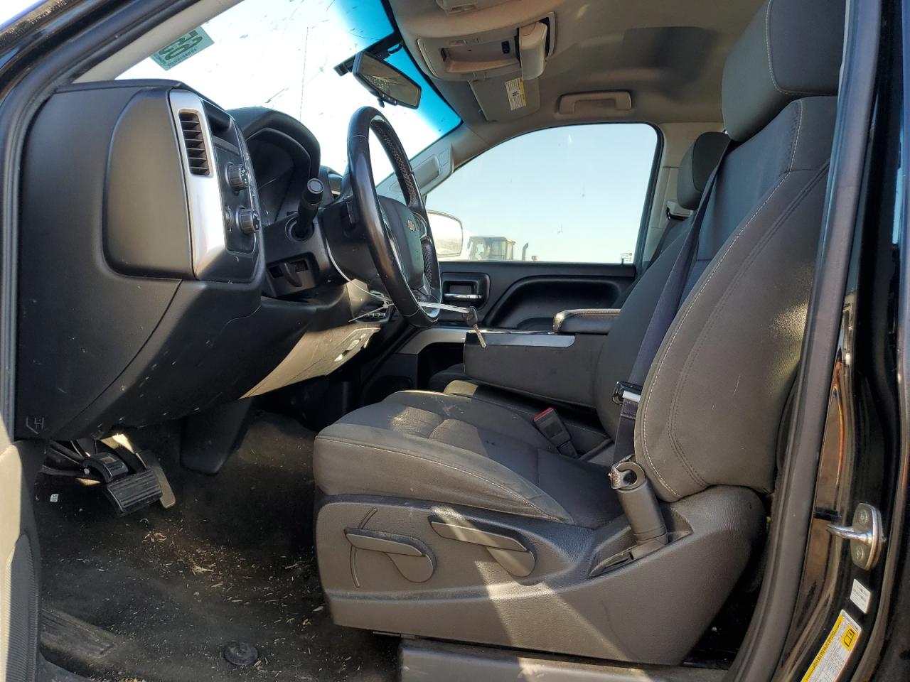 2015 Chevrolet Silverado - Image 7
