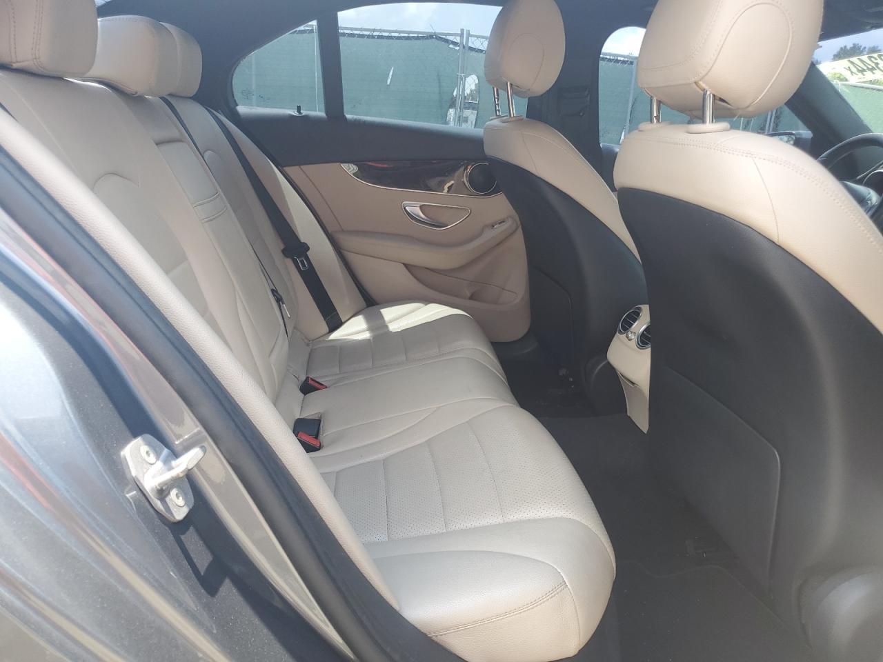 2018 Mercedes-Benz C 300 VIN: 55SWF4JB2JU259686 Lot: 67173344