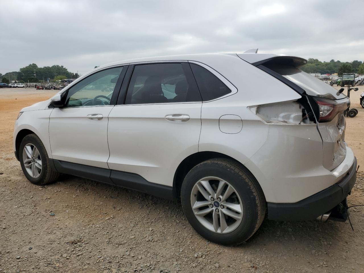 2FMPK4J82GBC62837 2016 FORD EDGE - Image 2