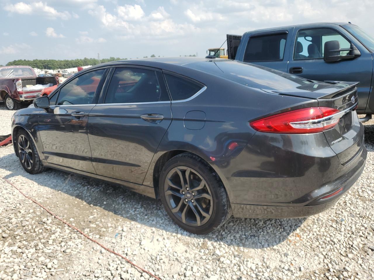 3FA6P0H76JR149981 2018 FORD FUSION - Image 2