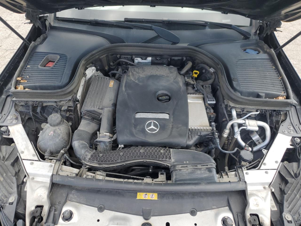 WDC0G4KB7KV147465 2019 Mercedes-Benz Glc 300 4Matic