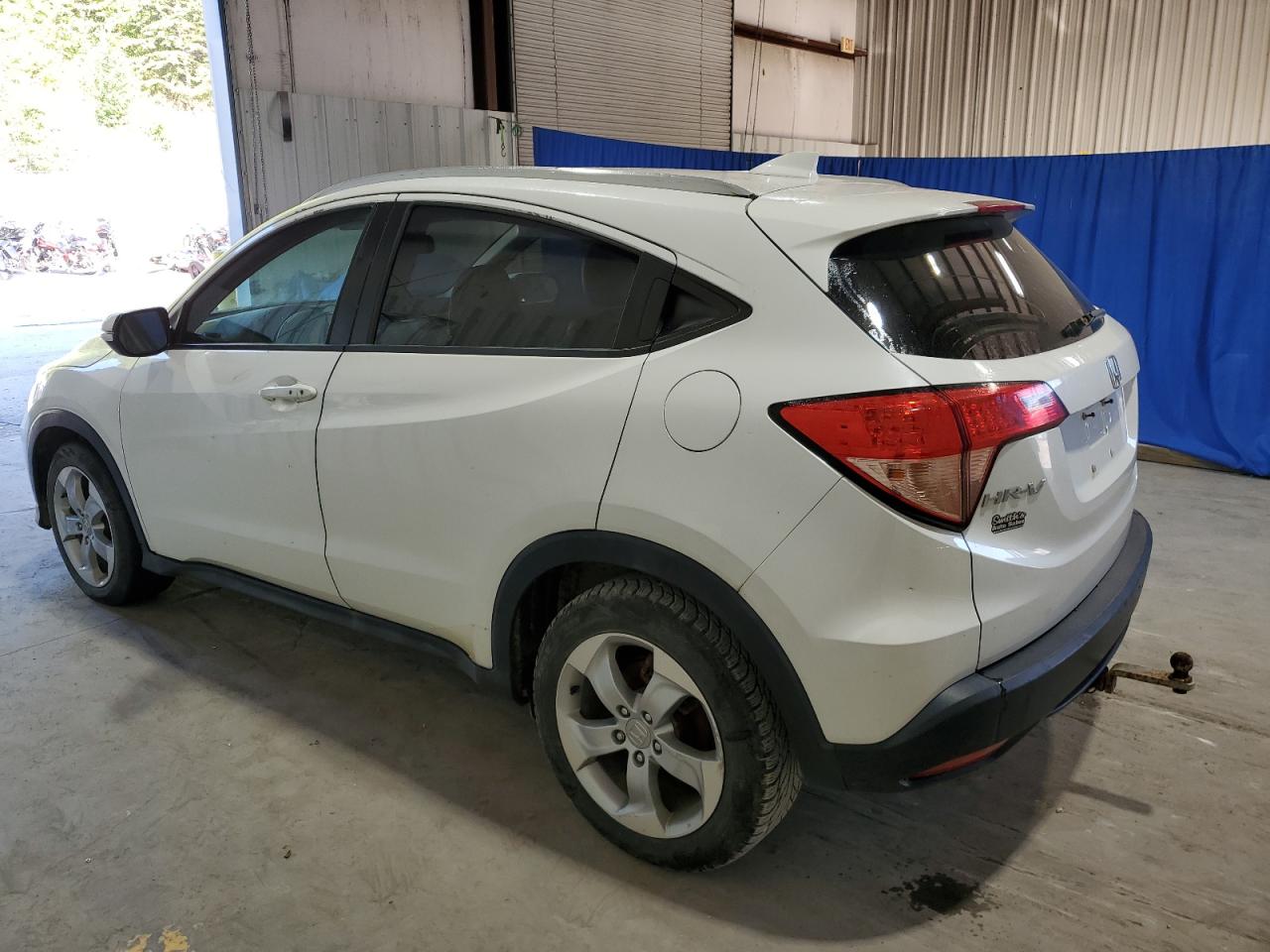 3CZRU6H74GM734609 2016 HONDA HR-V - Image 2