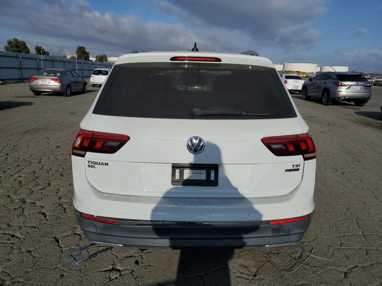 2018 Volkswagen Tiguan Se VIN: 3VV2B7AX2JM147668 Lot: 68525034