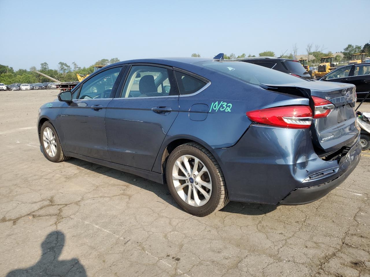 3FA6P0HD0KR126395 2019 FORD FUSION - Image 2