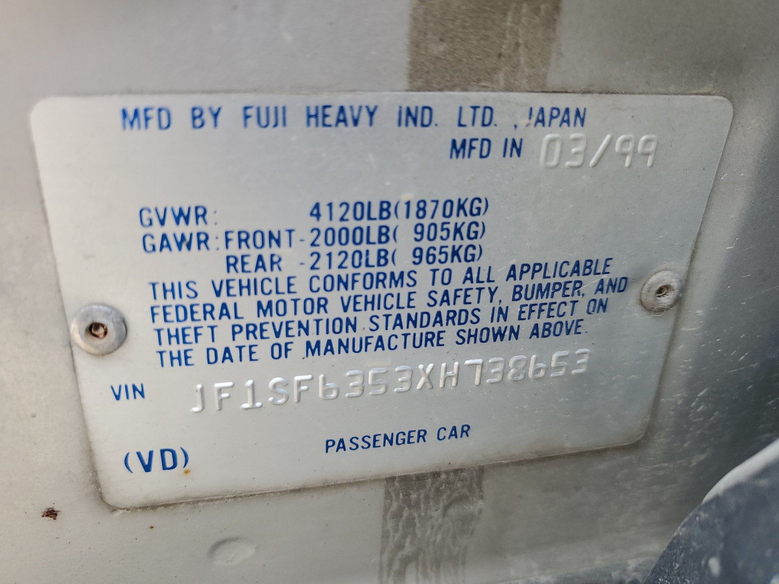 JF1SF6353XH738653 1999 Subaru Forester L