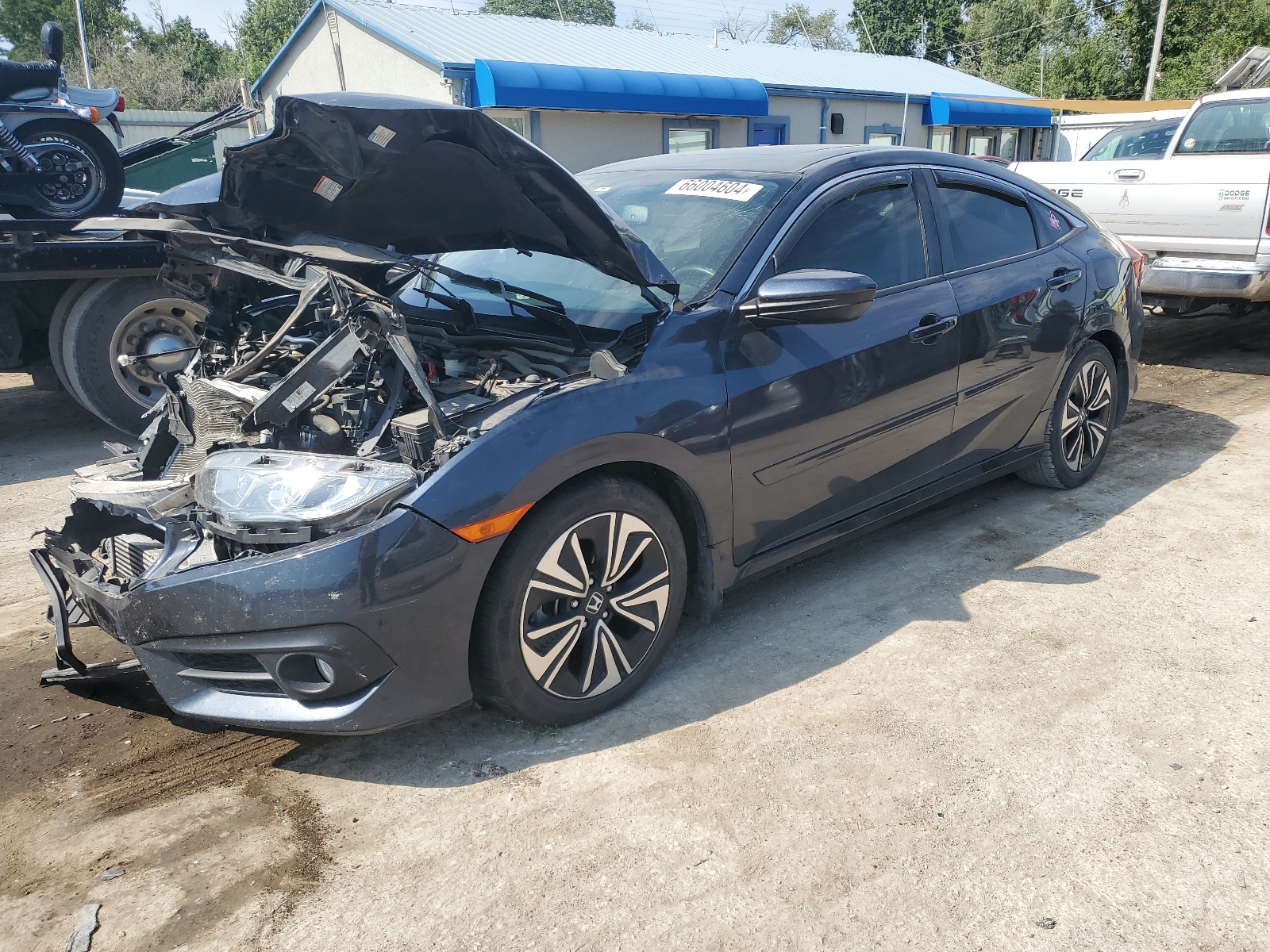 JHMFC1F76JX001821 2018 Honda Civic Exl