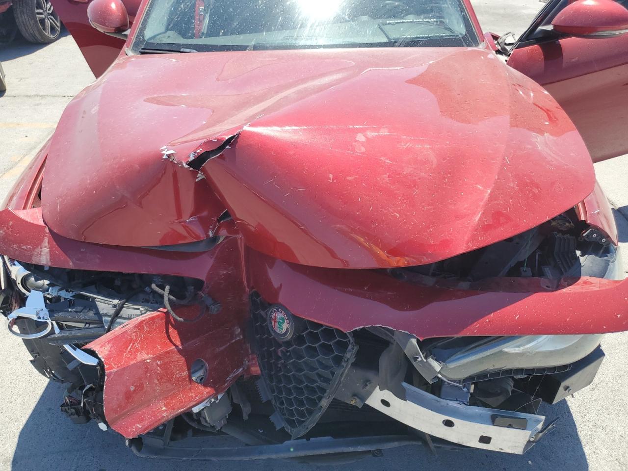 2017 Alfa Romeo Giulia Ti VIN: ZARFAECN2H7530152 Lot: 65065554