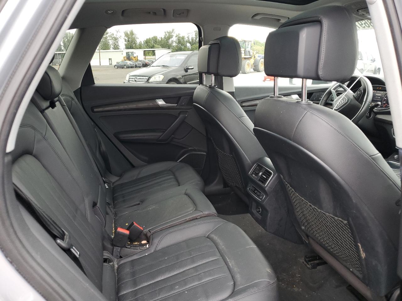 WA1CNAFYXJ2087049 2018 Audi Q5 Prestige