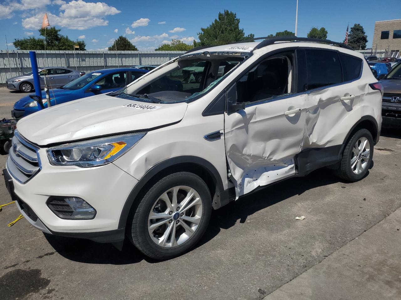 1FMCU9HD4JUA91549 2018 FORD ESCAPE - Image 1