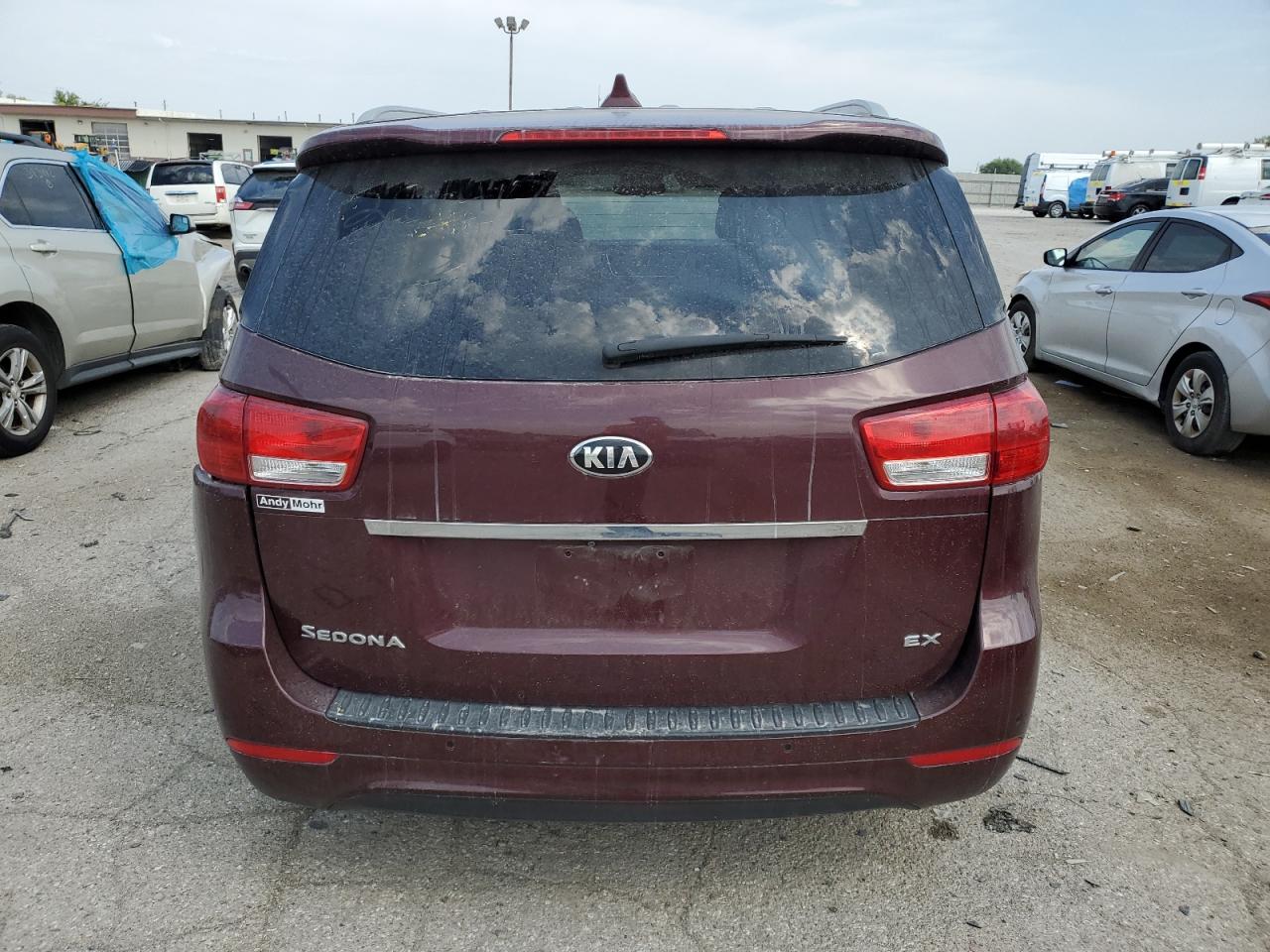 KNDMC5C16H6281417 2017 Kia Sedona Ex