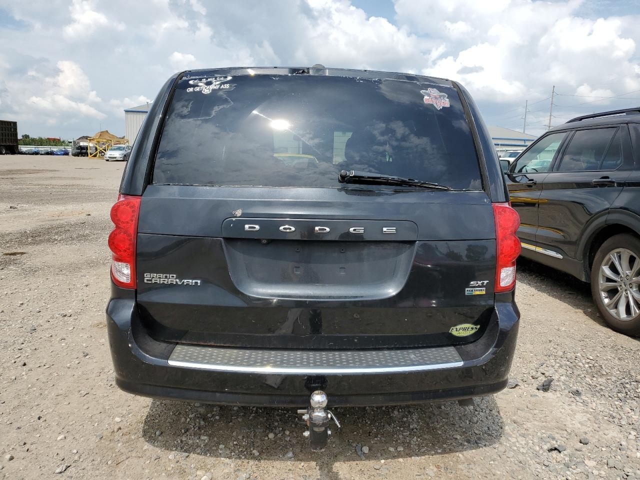 2C4RDGCG1HR664595 2017 Dodge Grand Caravan Sxt