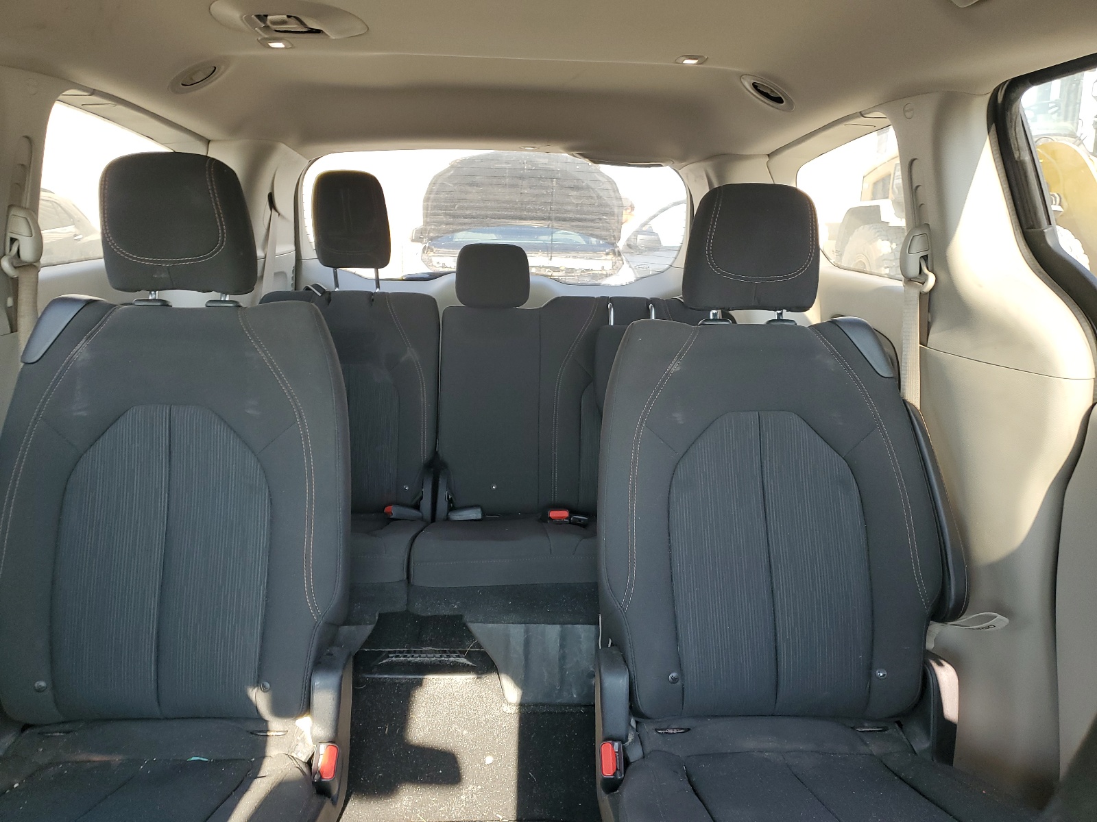 2C4RC1FG8JR365591 2018 Chrysler Pacifica Touring Plus