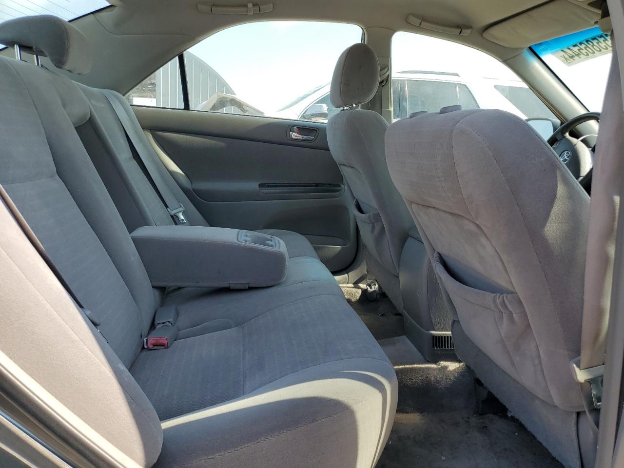 2005 Toyota Camry Le VIN: JTDBE32K950305160 Lot: 65586544