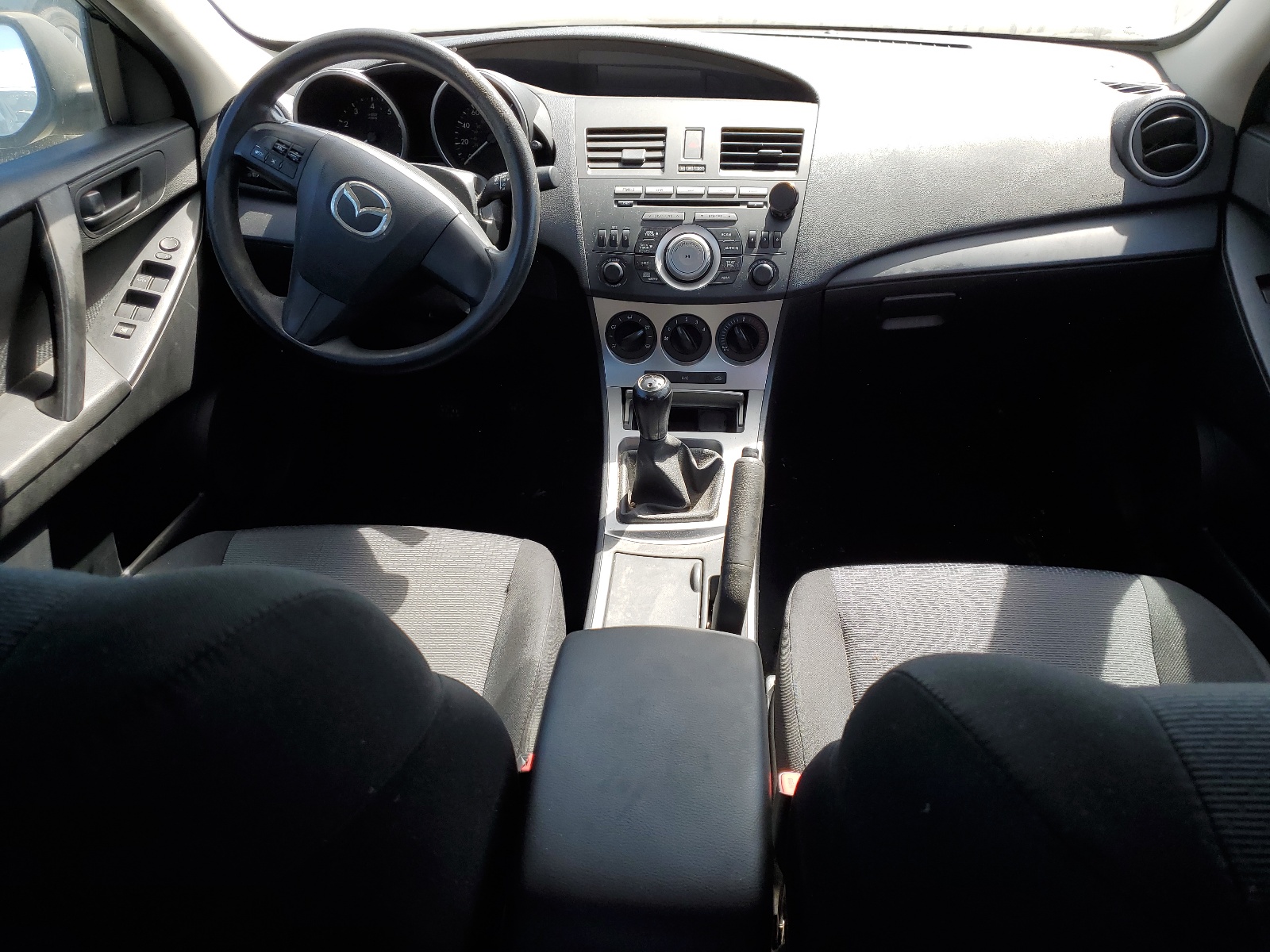 JM1BL1SG1A1128890 2010 Mazda 3 I