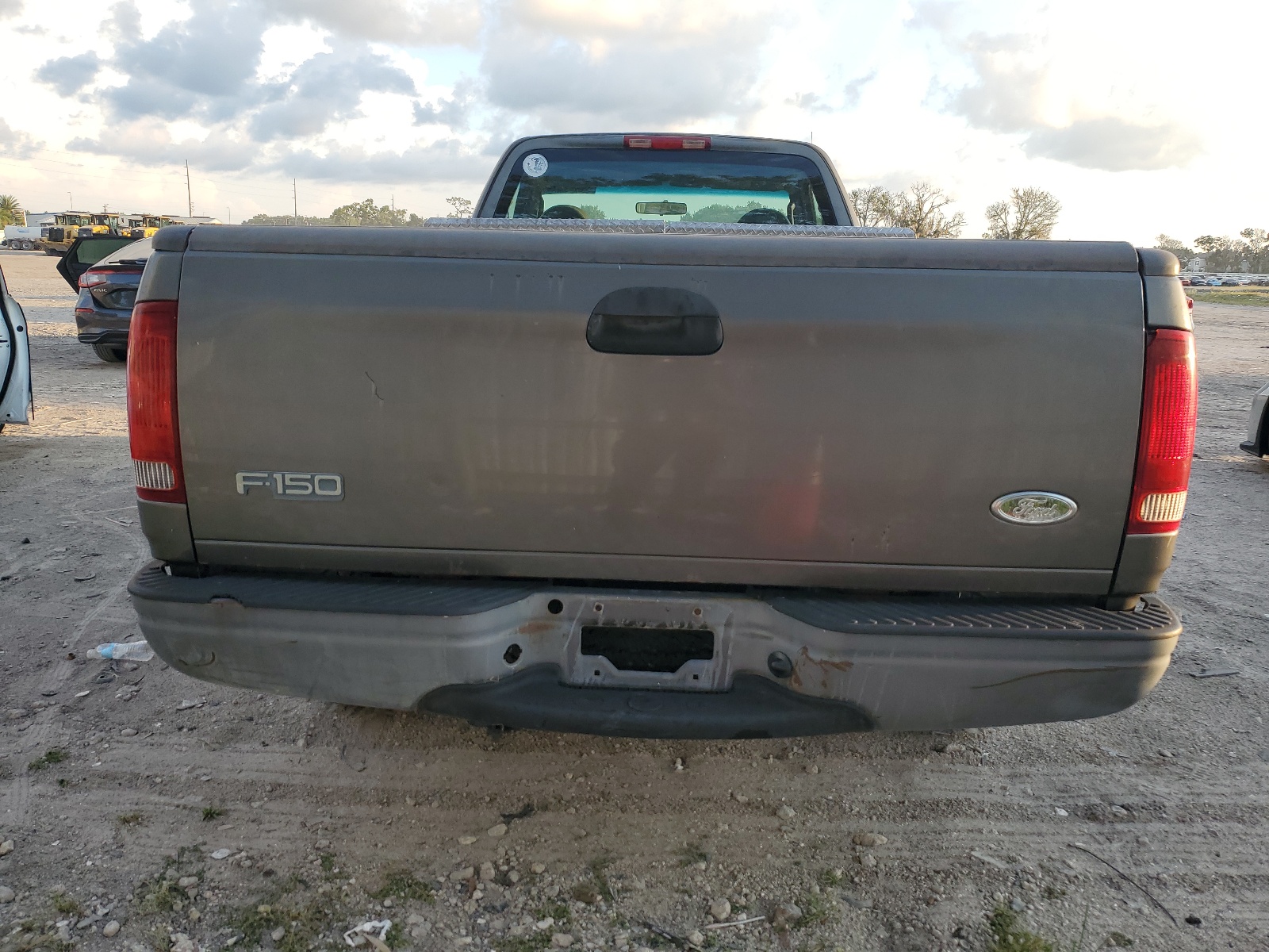 1FTRF17212NB16865 2002 Ford F150