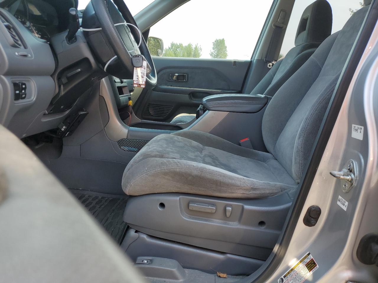 2004 Honda Pilot Ex VIN: 2HKYF18474H543286 Lot: 66965694