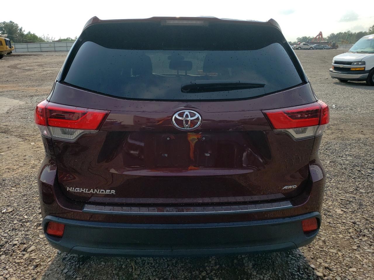 2019 Toyota Highlander Le VIN: 5TDBZRFH8KS704124 Lot: 65025774