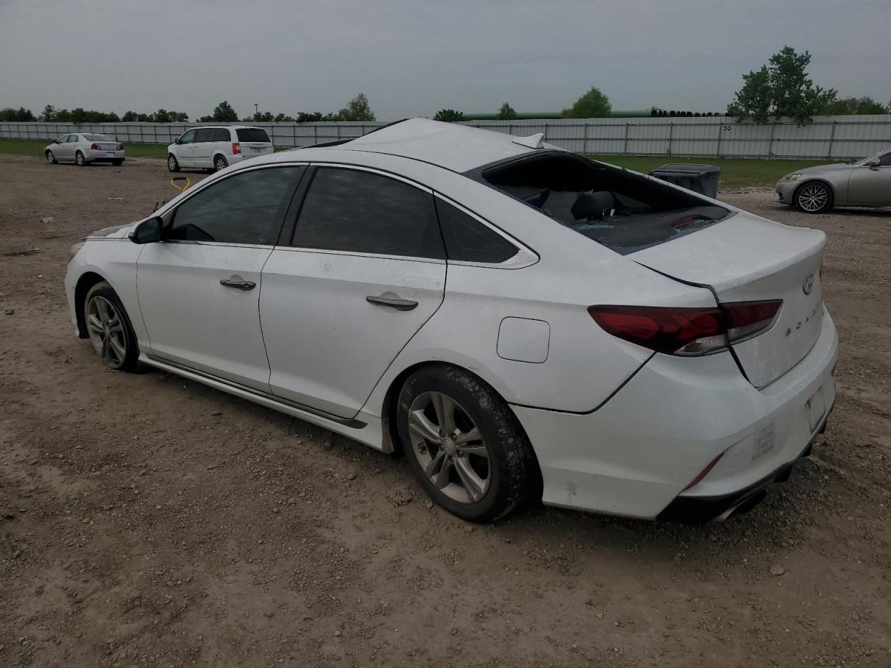 5NPE34AF7JH726563 2018 HYUNDAI SONATA - Image 2