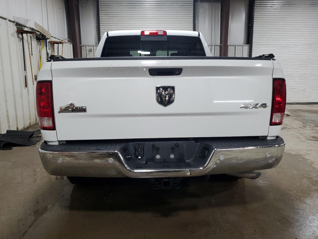 2018 Ram 1500 Slt VIN: 3C6RR7LG8JG252744 Lot: 66476614
