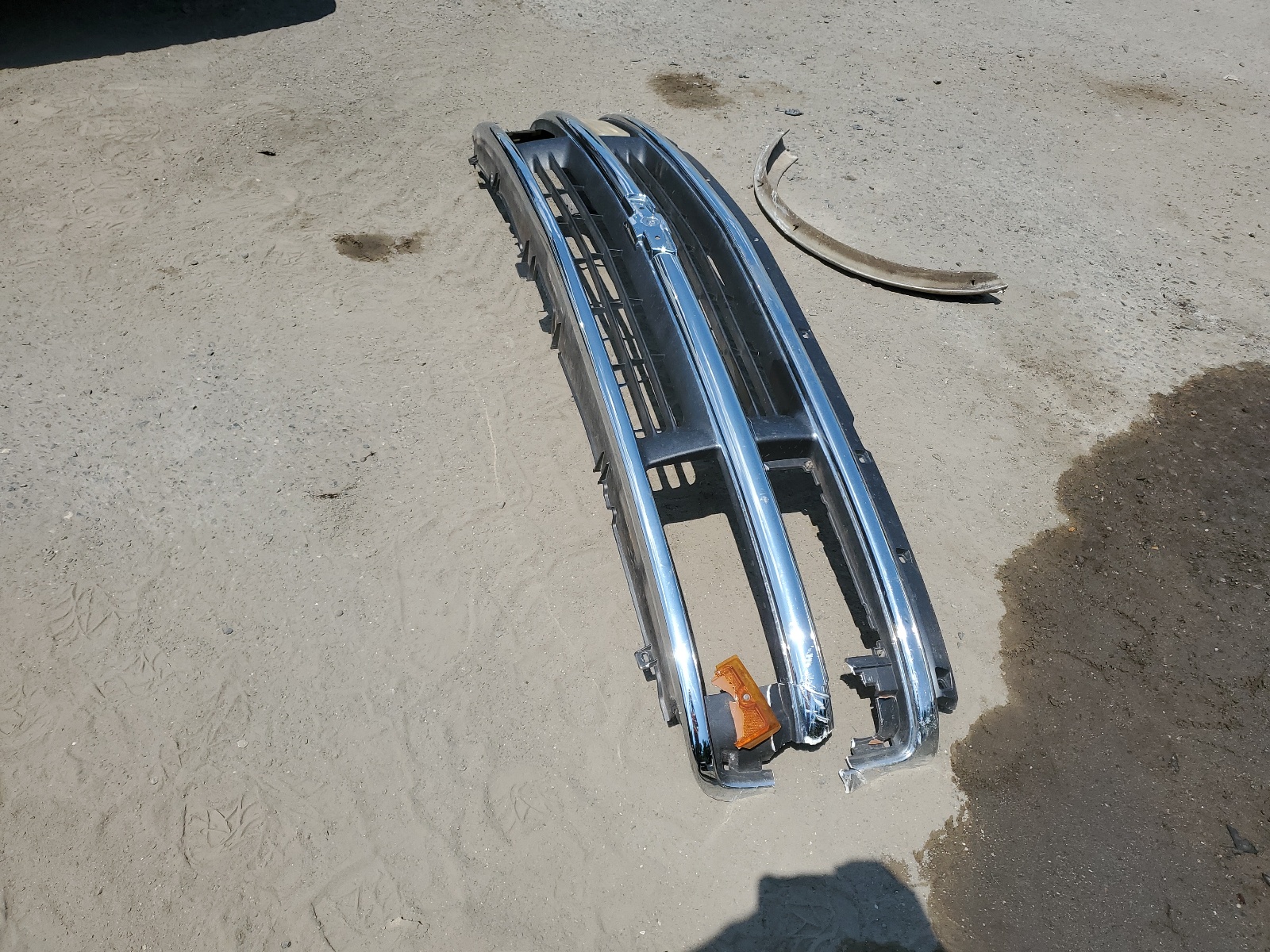 1GBFG15R7Y1233032 2000 Chevrolet Express G1500