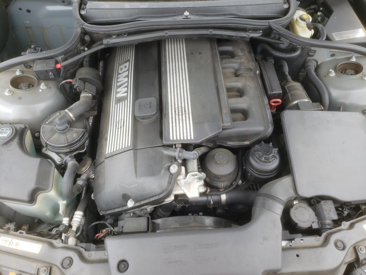 2004 BMW 325 I VIN: WBAEV33464PD01070 Lot: 67611564