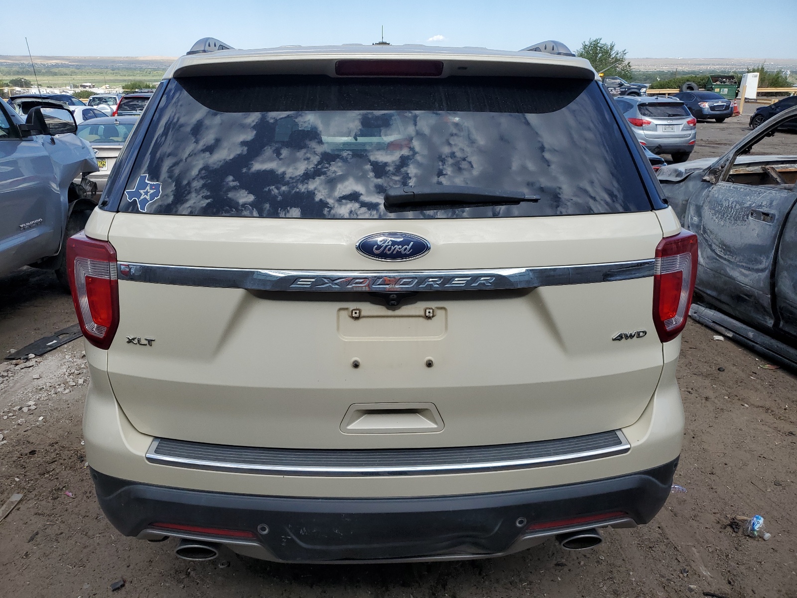 1FM5K8D8XJGB89467 2018 Ford Explorer Xlt