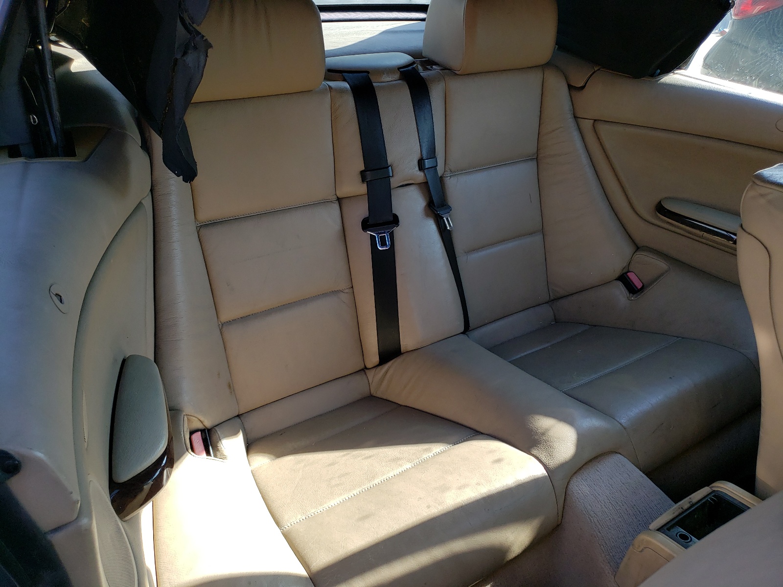 WBABS53441JU88389 2001 BMW 330 Ci